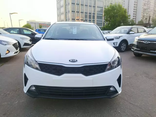 Kia Rio 2021