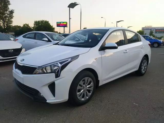 Kia Rio 2021
