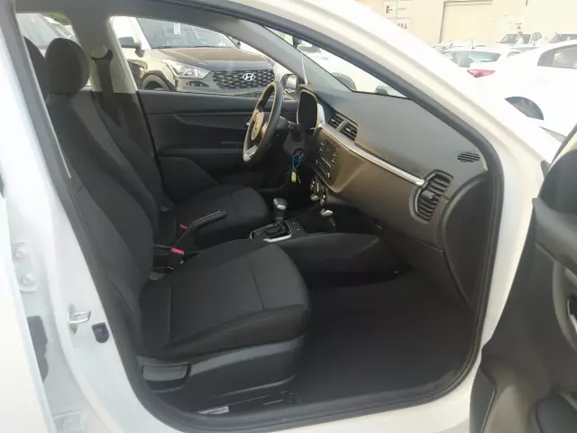 Kia Rio 2021