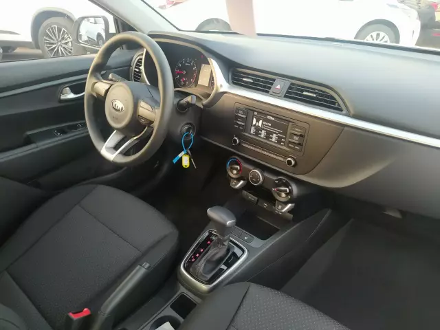 Kia Rio 2021