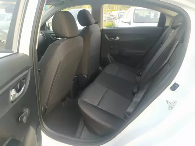 Kia Rio 2021