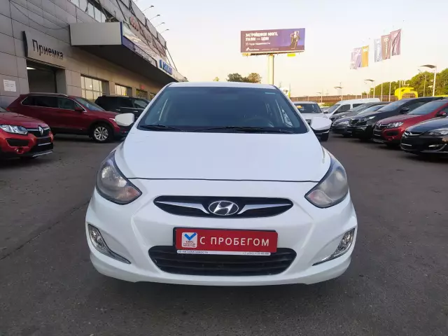 Hyundai Solaris 2013