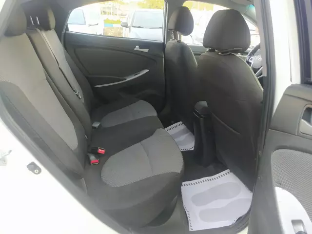 Hyundai Solaris 2013