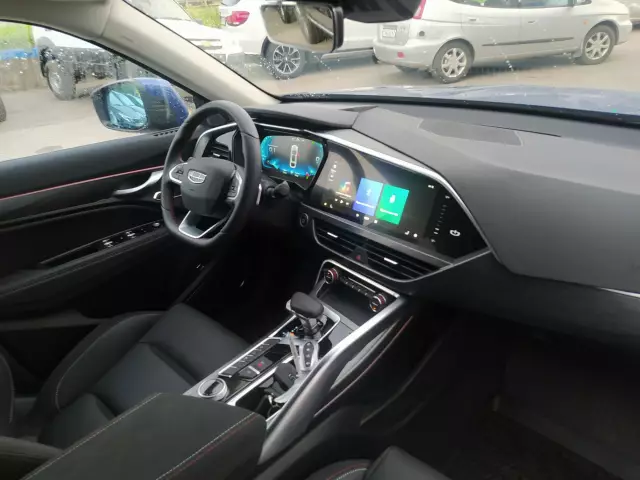 Geely Tugella 2021