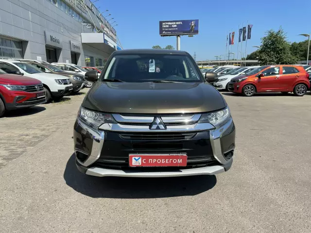 Mitsubishi Outlander 2016