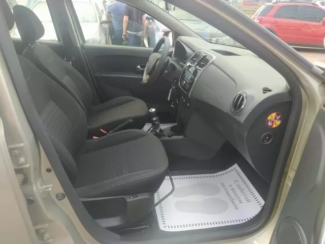 Renault Logan 2018