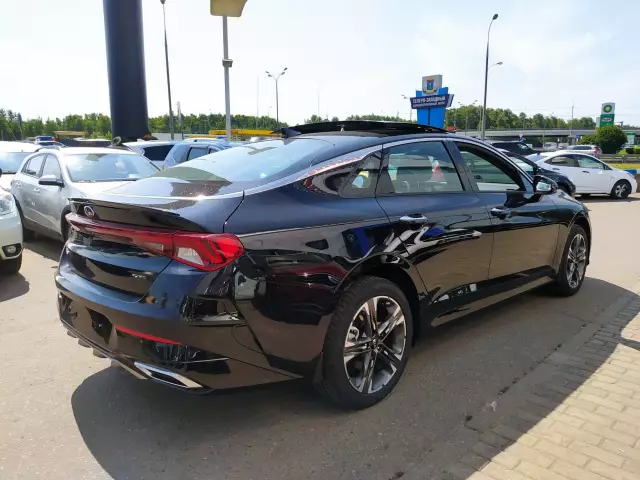 Kia K5 2021