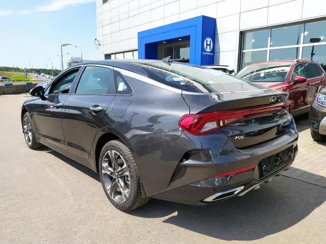Kia K5 2021