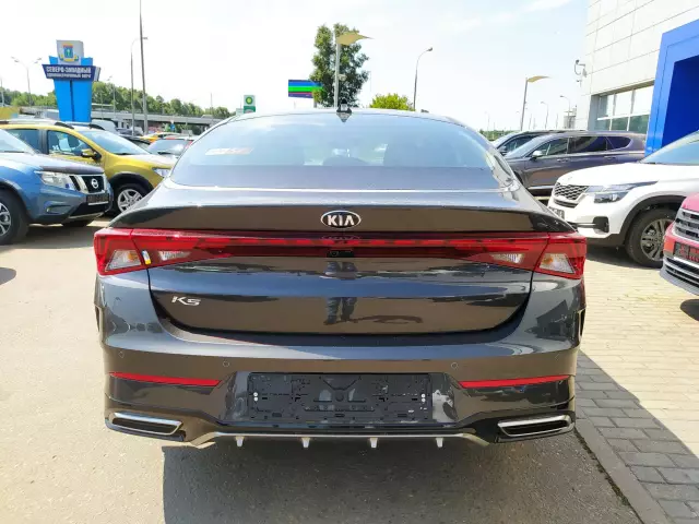 Kia K5 2021