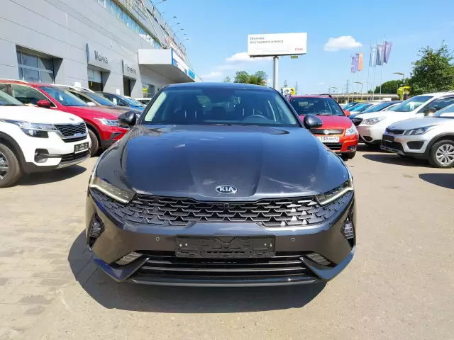 Kia K5 2021