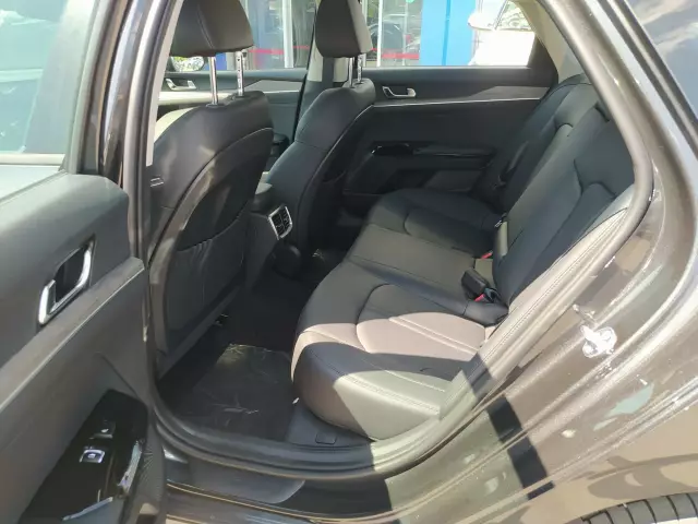 Kia K5 2021