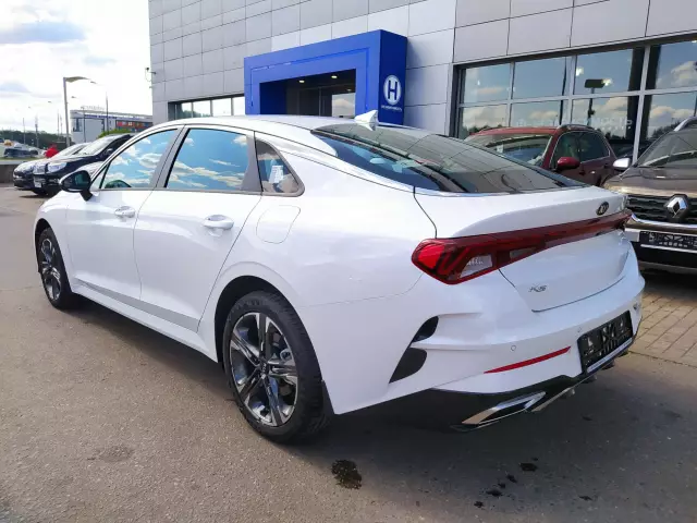 Kia K5 2021