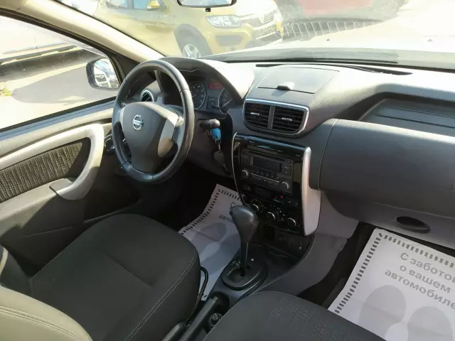 Nissan Terrano 2014