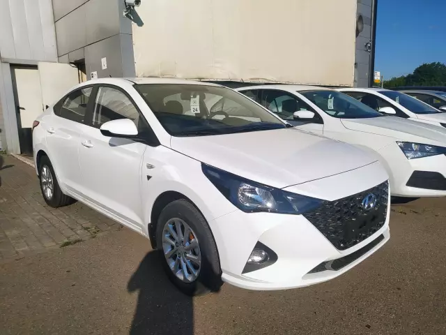 Hyundai Solaris 2021
