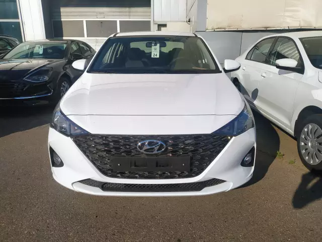 Hyundai Solaris 2021