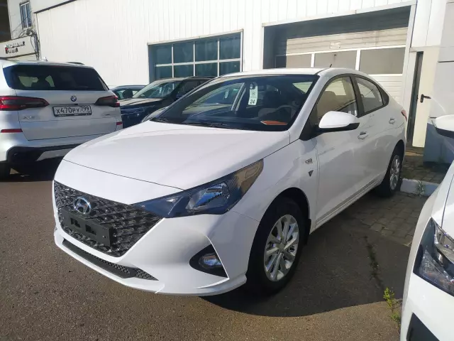 Hyundai Solaris 2021