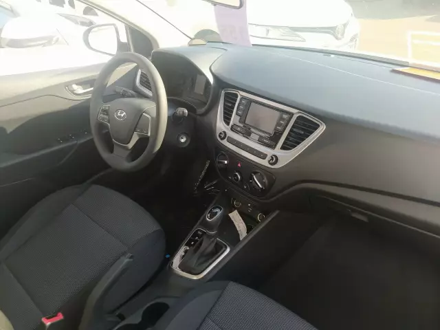 Hyundai Solaris 2021