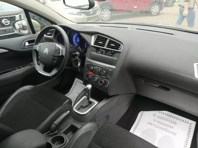 Citroen C4 2011