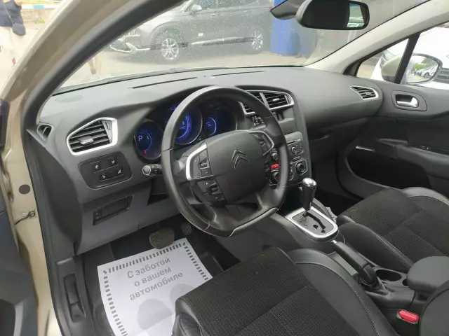 Citroen C4 2011