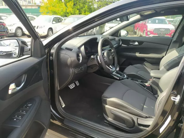 Kia Cerato 2021