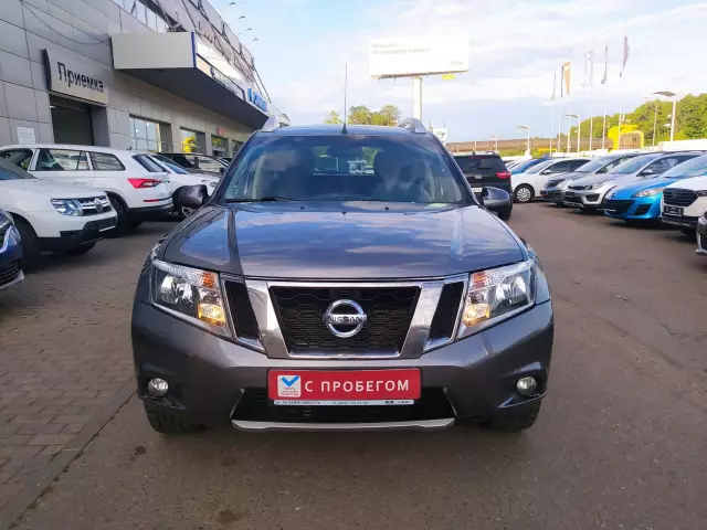 Nissan Terrano 2014
