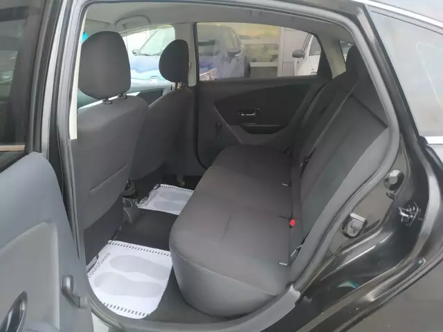 Nissan Almera 2016