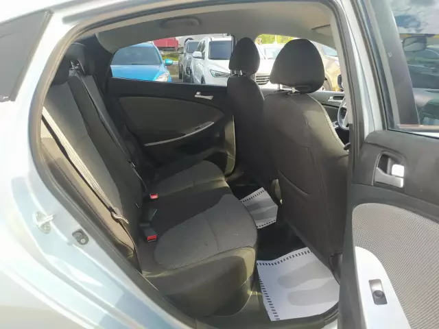 Hyundai Solaris 2012