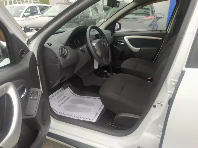 Nissan Terrano 2015