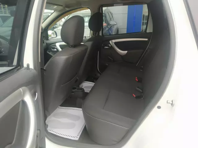 Nissan Terrano 2015
