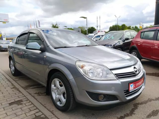 Opel Astra 2014