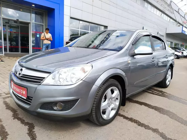 Opel Astra 2014