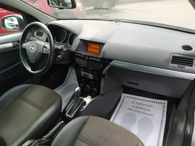 Opel Astra 2014