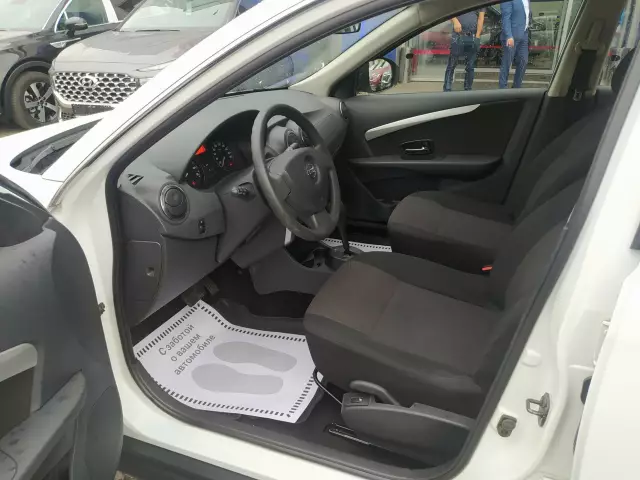 Nissan Almera 2018