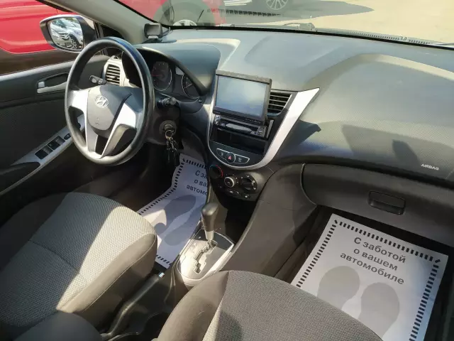 Hyundai Solaris 2011