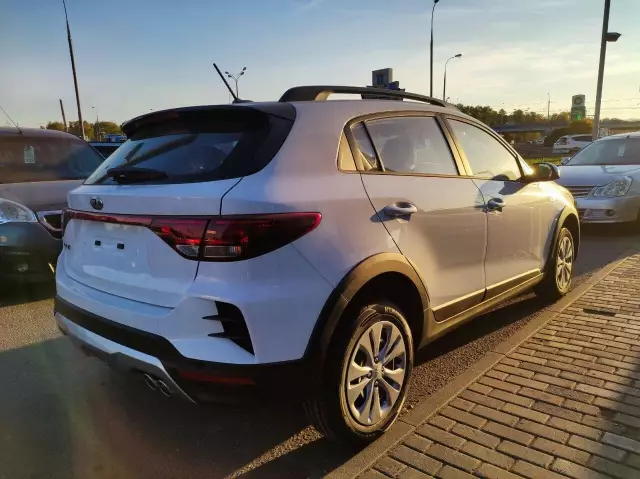 Kia Rio 2021