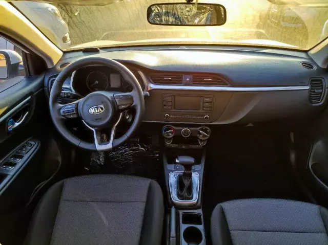 Kia Rio 2021