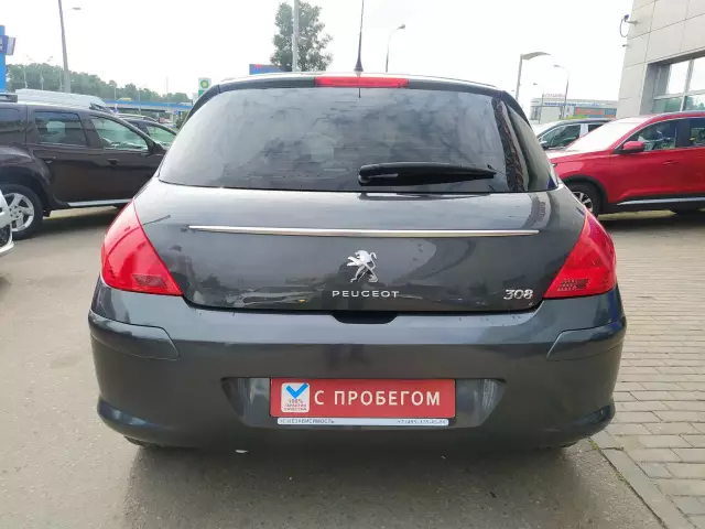 Peugeot 308 2011