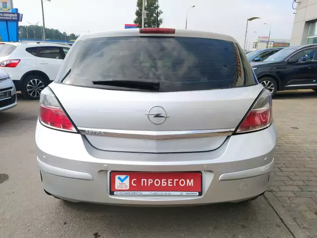 Opel Astra 2010