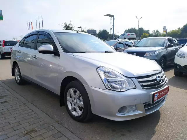 Nissan Almera 2015