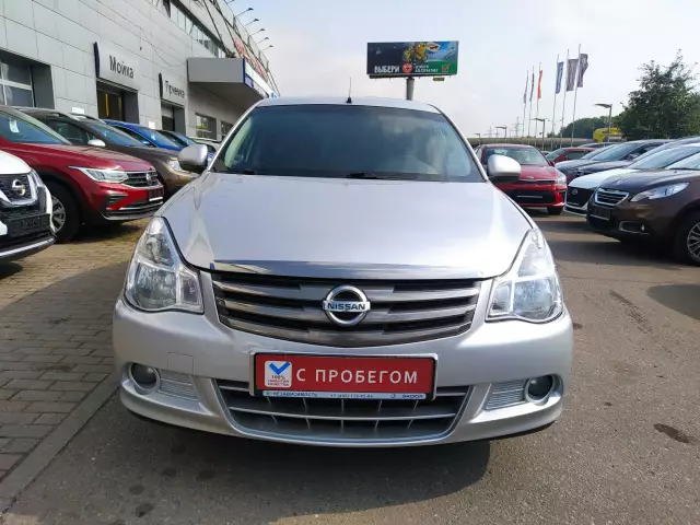 Nissan Almera 2015