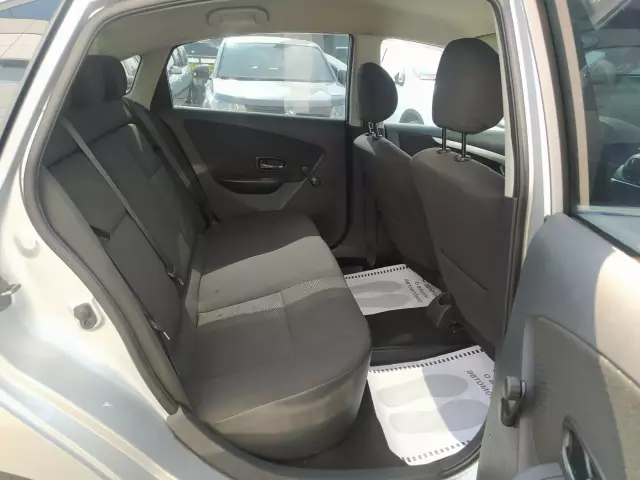 Nissan Almera 2015