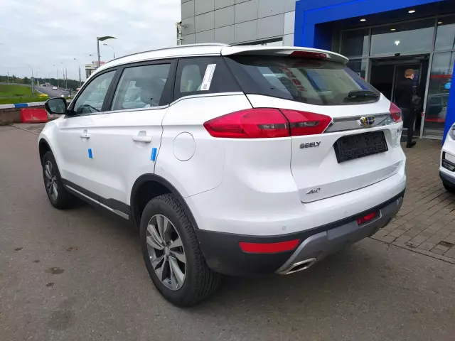 Geely Atlas 2021
