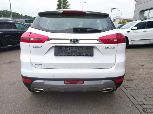 Geely Atlas 2021