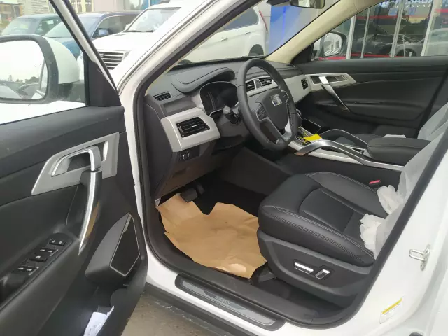Geely Atlas 2021
