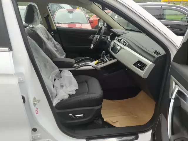 Geely Atlas 2021
