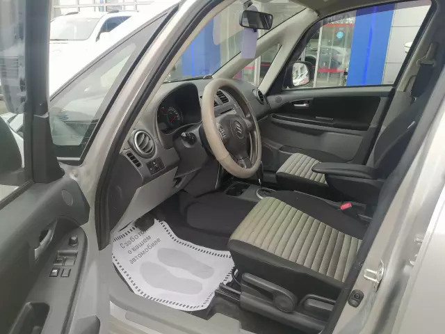 Suzuki SX4 2012