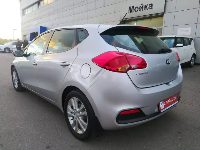 Kia Ceed 2012