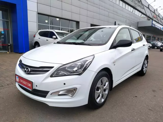 Hyundai Solaris 2015