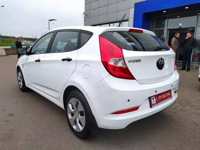 Hyundai Solaris 2015