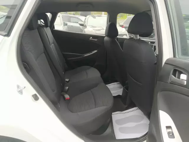 Hyundai Solaris 2015